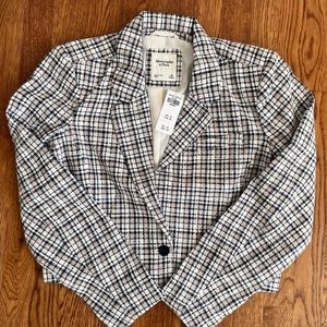 NWT:  Abercrombie & Fitch cropped blazer.
